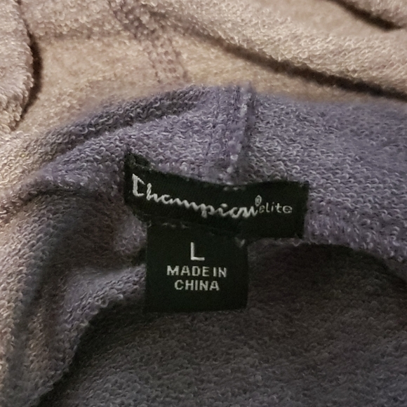 🎁🦋 Champion hoodie - Picture 4 of 5